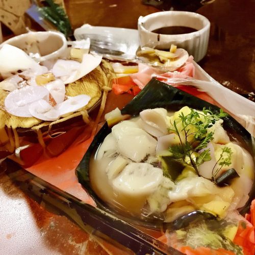 孙宇晨拍下巴菲特午餐花了多少钱？这顿饭值不值？